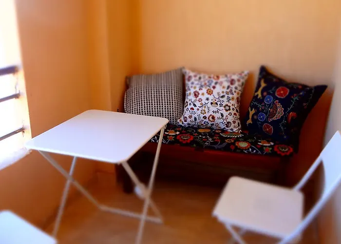 Cozy Little Near Kite Station. Апартаменты *